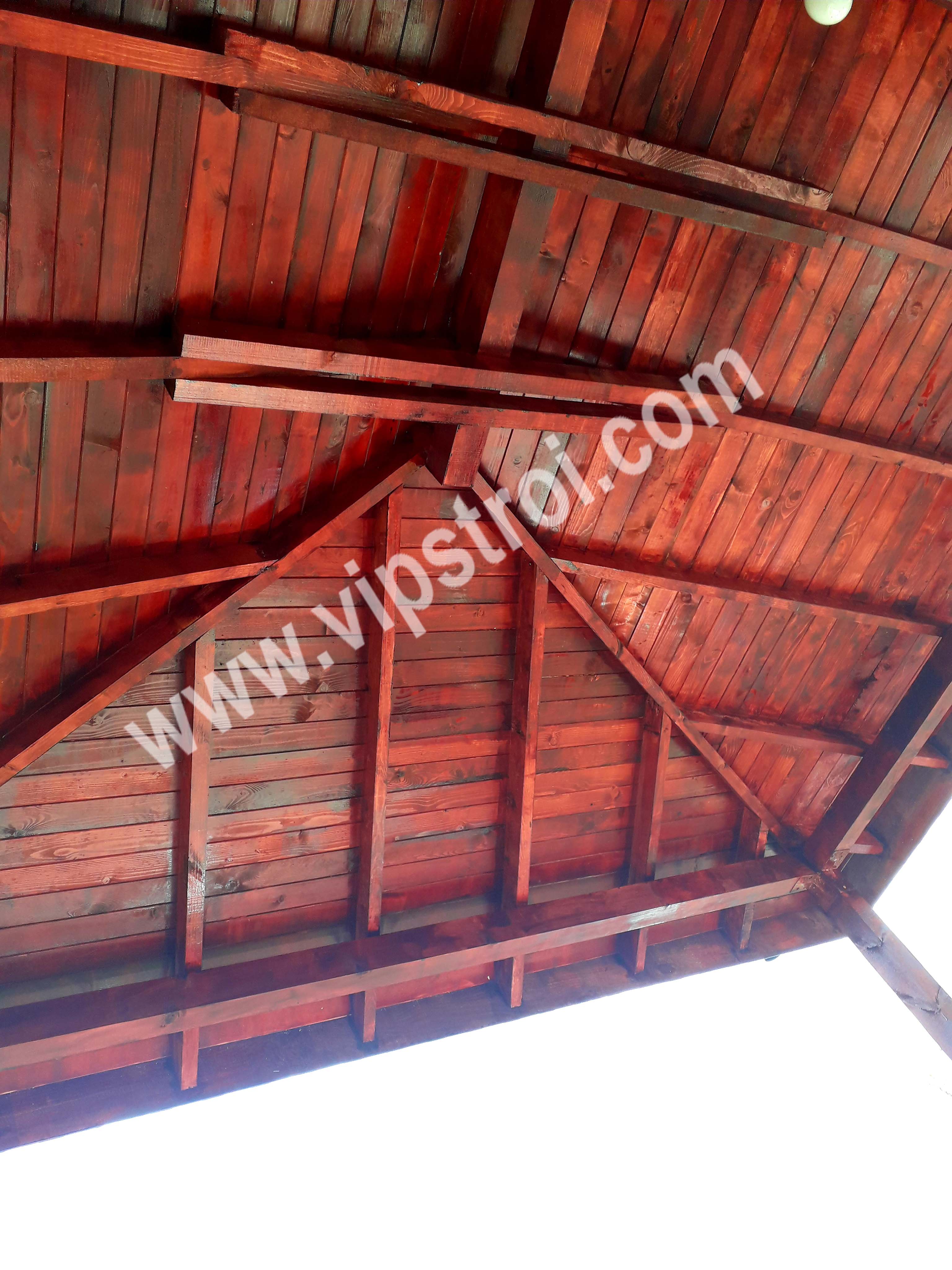 Дървен навес с финишно лакиране - с. Алдомировци, ул. Алдомировска, Софийска област - снимка 4