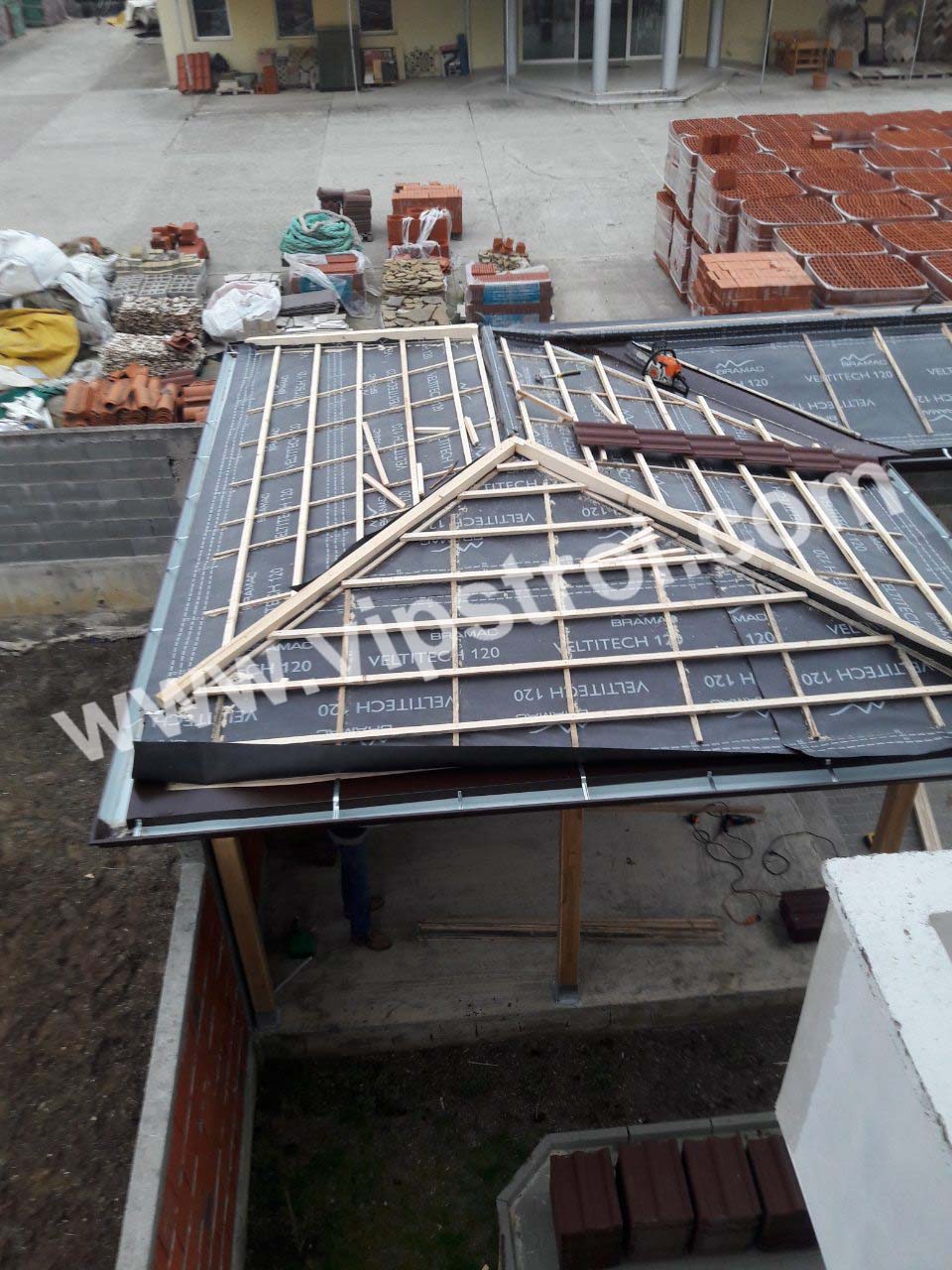 Изграждане на нов покрив с OSB плоскости - обл. Перник, гр. Брезник, ул. Ал. Филипов 11 - снимка 3