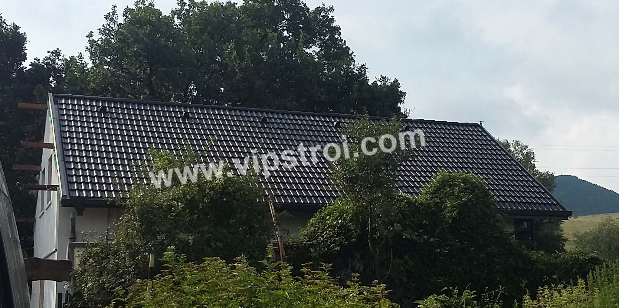 Ремонт на покрив с керемиди Младост - общ. Бобовдол, Кюстендилска област, ул. Г. Димитров 108 - снимка 1